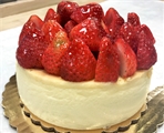 Cheesecake Strawberry Cake 6"