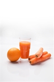 Freshly Squeezed Orange & Carrot Juice (32oz.)