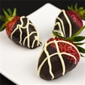 CHOCOLATE DIPPED STEM STRAWBERRIES (6PCS)