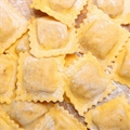 Tomato and Burrata Ravioli (9oz)