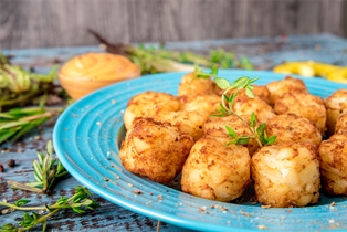 POTATO CROQUETTES WITH HAM &amp; PEAS