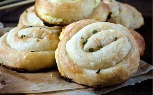 Vegan Spinach And Leek Swirls