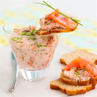 Smoked Salmon Spread (8oz)
