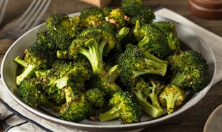 Gluten Free Organic Broccoli With Garlic