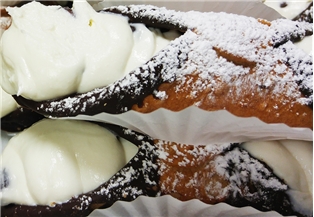 Chocolate Cannoli Large