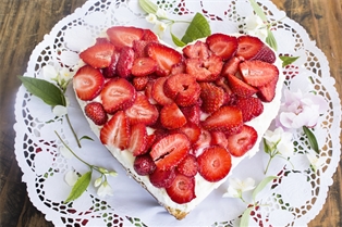 Cheese Cake 6 Heart Shaped