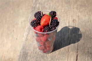 Berries Mixed Cup