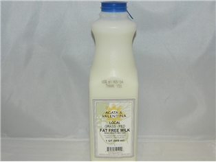 A&amp;V Fat Free Milk (1 qt.)