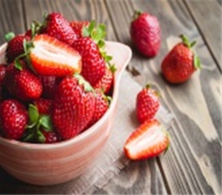 Organic Strawberries Non Driscoll&#39;s (16 oz.)