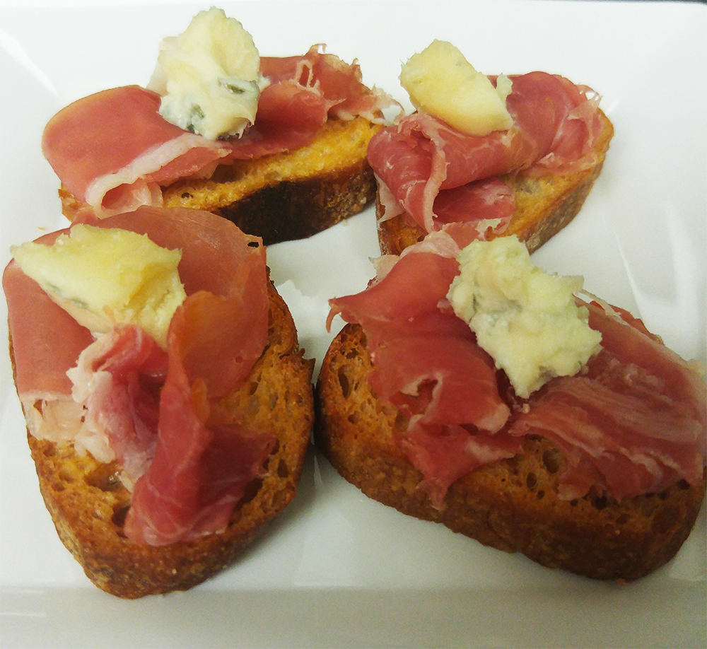 Crostini w Proscuitto di Parma &amp; Gorgonzola