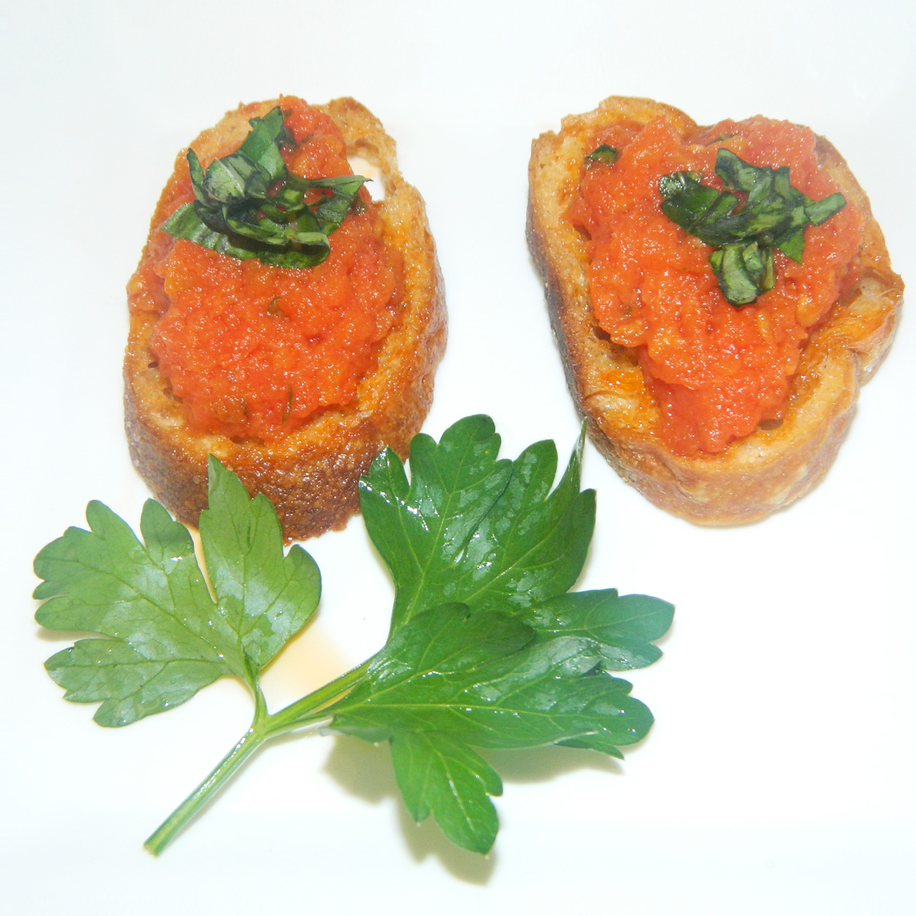 Sundried Tomato Pesto Crostini