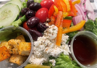 Small Insalata Greca